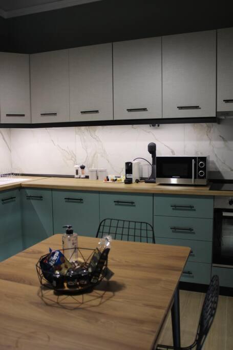 K&M 40 Ekklision A' Apartment Drama Luaran gambar