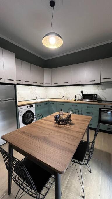 K&M 40 Ekklision A' Apartment Drama Luaran gambar